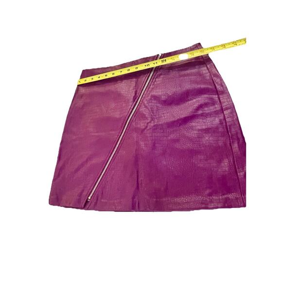 BarIII Mini Skirt Purple Croc Embossed Faux Leather Zip Detail  Sz L Aesthetic - Picture 13 of 16